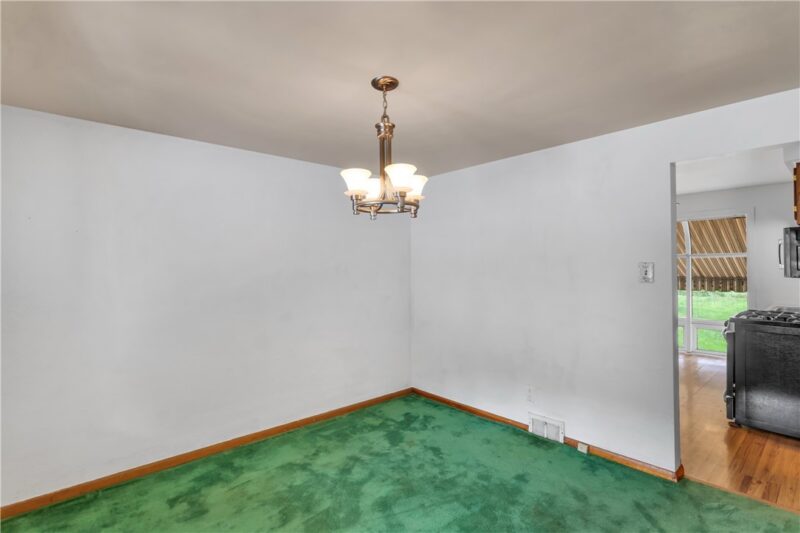 2831 Sageman Ave — photo 6