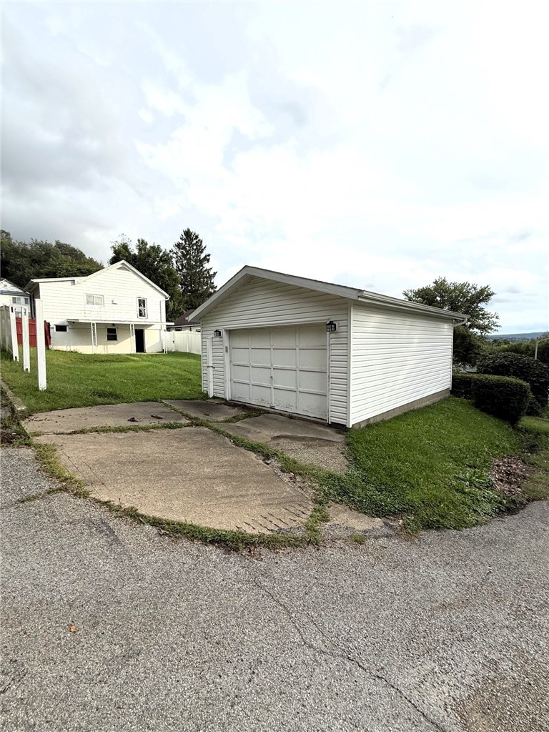 620 Bissell Avenue — photo 7