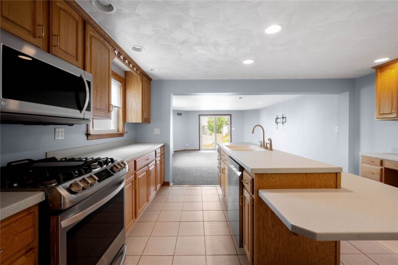 1734 Rutledge Street — photo 8