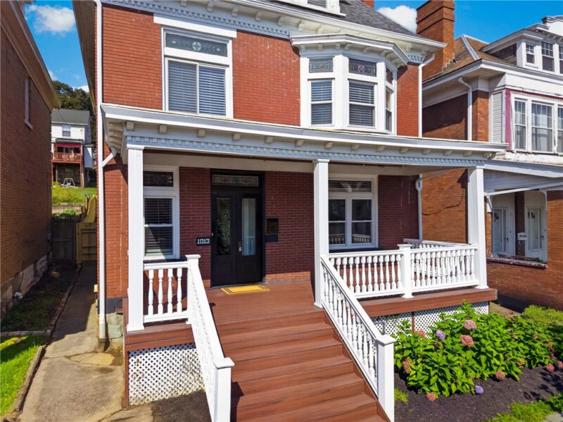 1013 Jancey St — photo 3