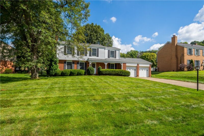 1215 Rolling Meadow Rd — photo 3