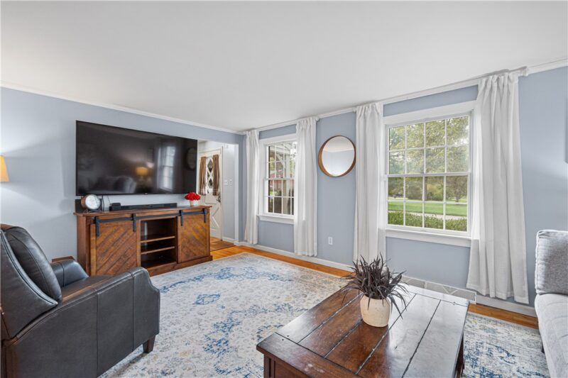 1215 Rolling Meadow Rd — photo 6