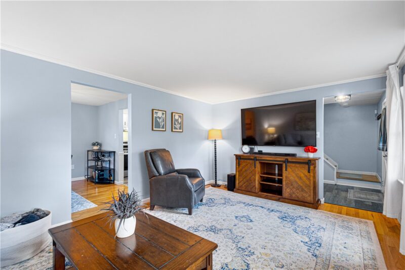 1215 Rolling Meadow Rd — photo 7