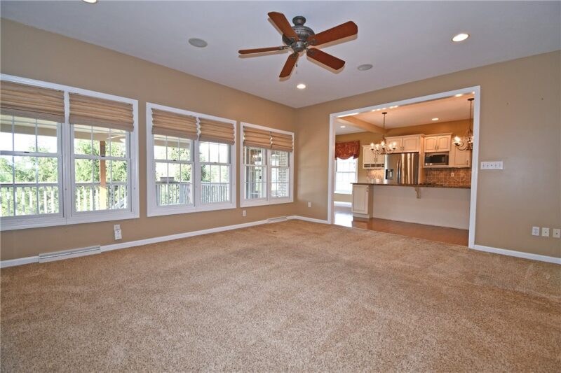 313 Bunker Hill Dr — photo 6
