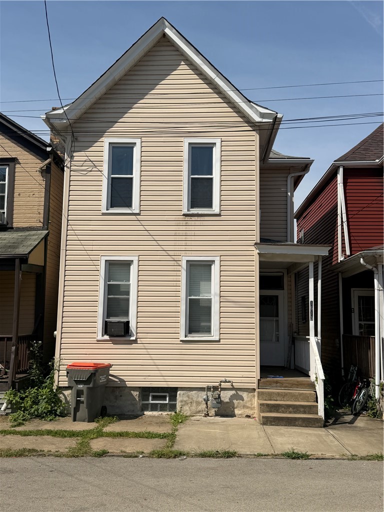 1613 4th Ave — photo 1