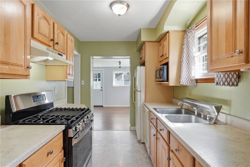 706 Chatsworth Ave — photo 8