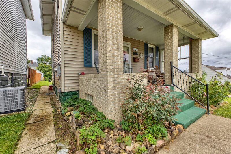 168 E Askren Street — photo 2