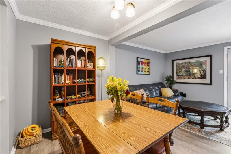 148 Olde Orchard Dr — photo 4