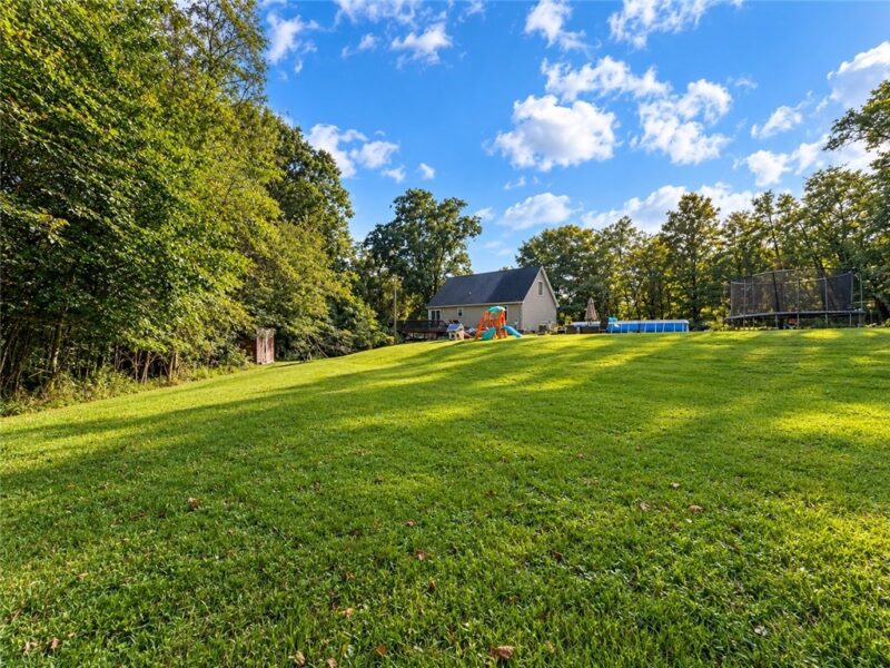 417 Upper Service Rd — photo 3
