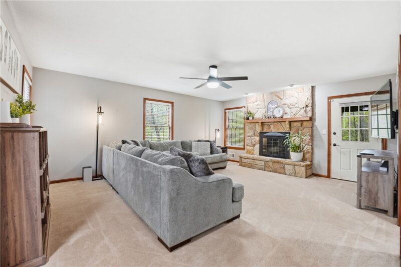 143 W Cruikshank Road — photo 8