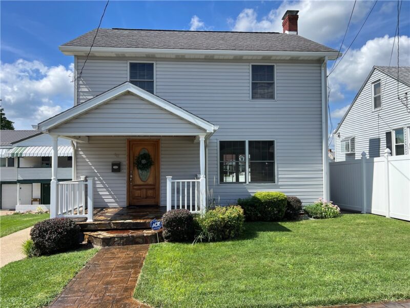 40 Devan Ave — photo 2