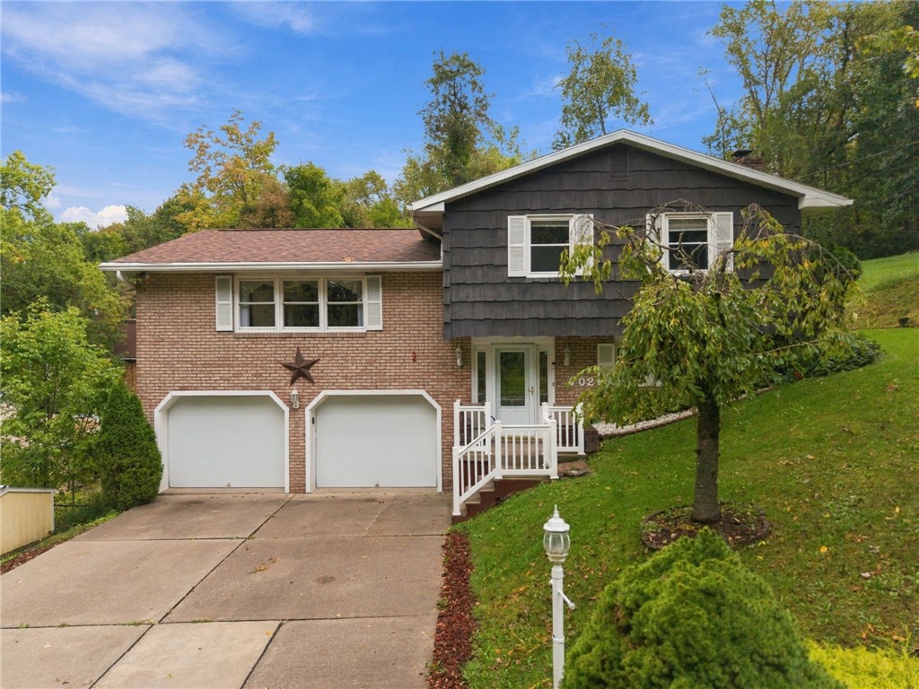 702 Woodside Dr — photo 1