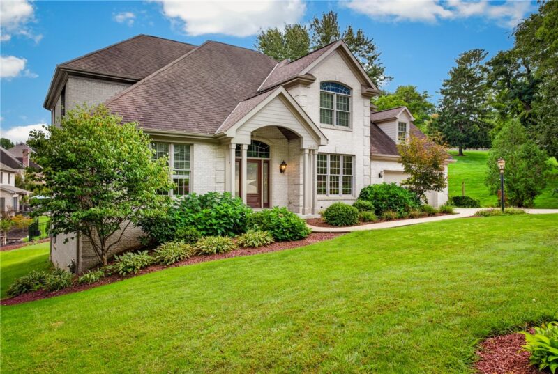 2383 Morrow Rd — photo 2