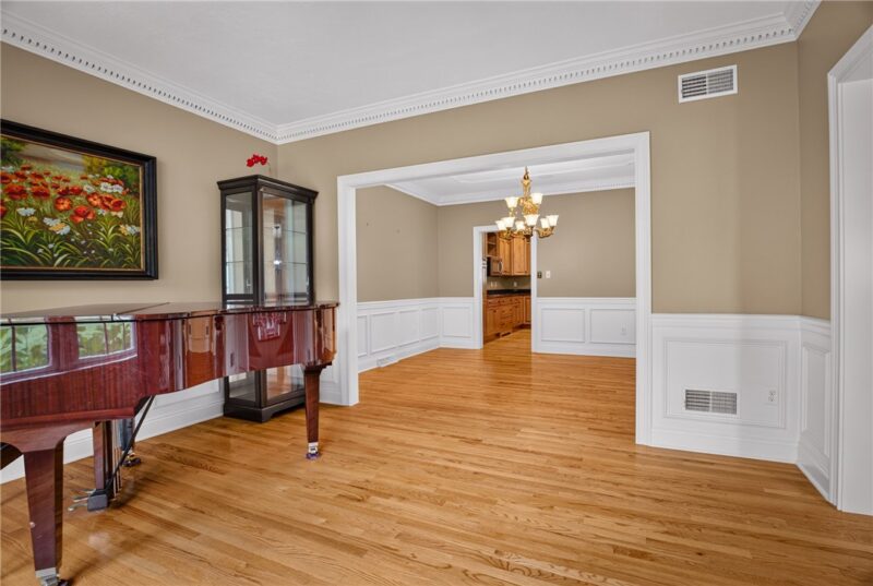 2383 Morrow Rd — photo 8