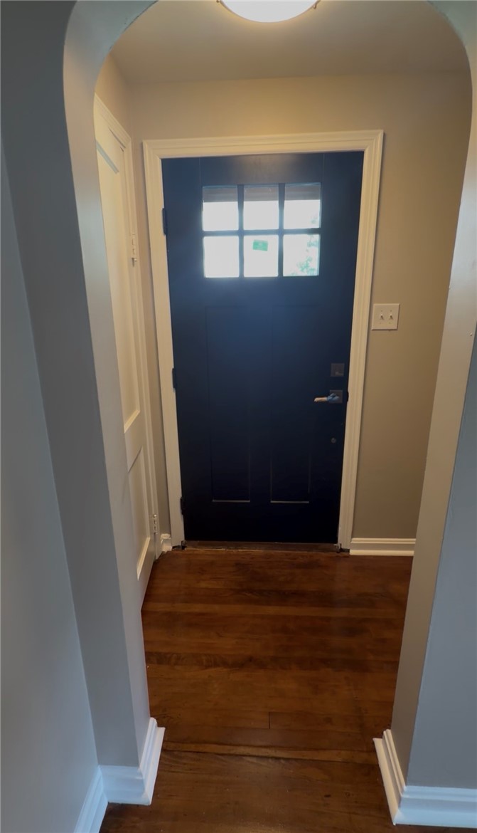 748 Caldwell Ave — photo 3