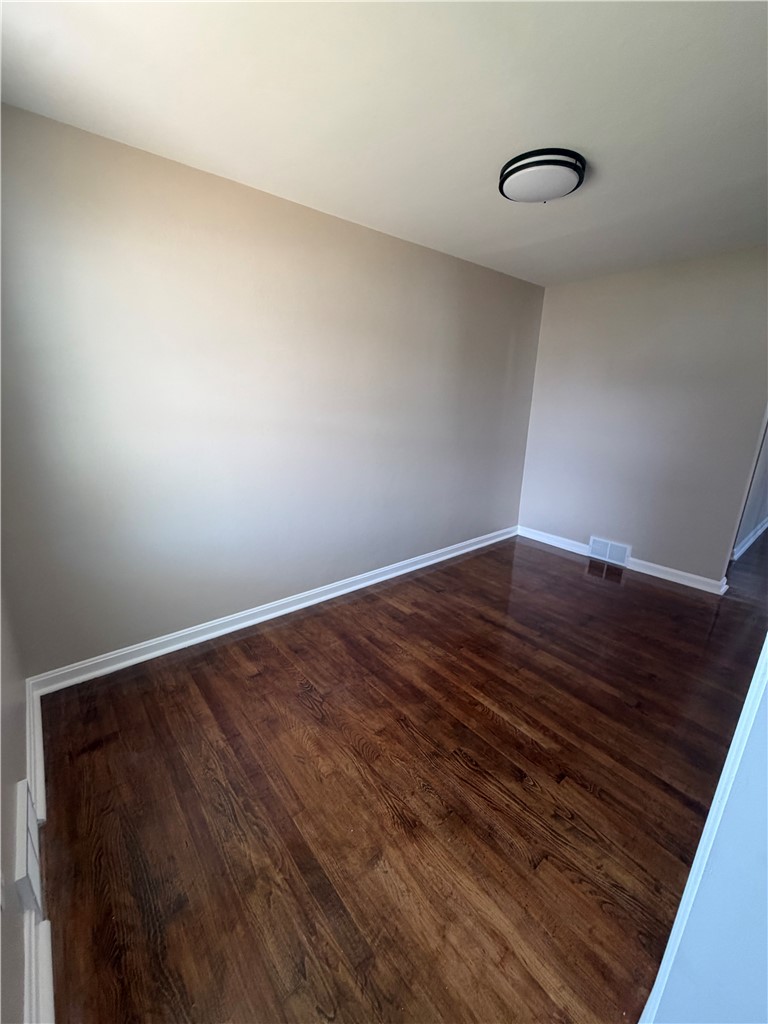 748 Caldwell Ave — photo 7