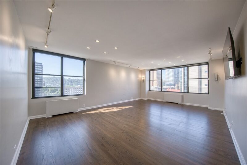 112 Washington Pl 15A — photo 7