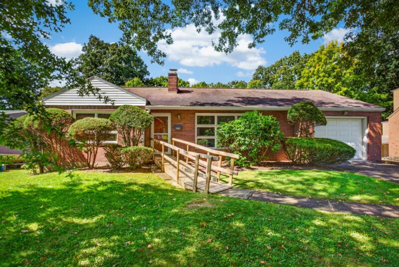 109 Marlboro Dr