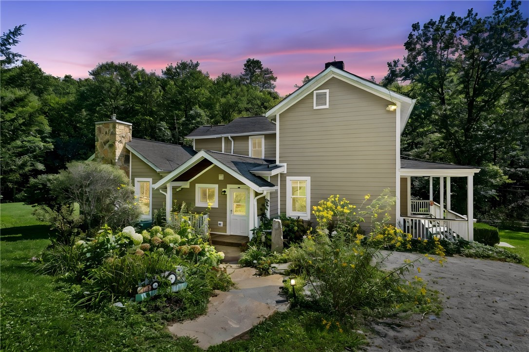 151 Glade Run Rd — photo 1