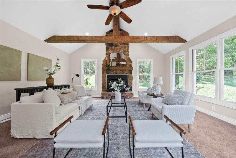 151 Glade Run Rd — photo 3