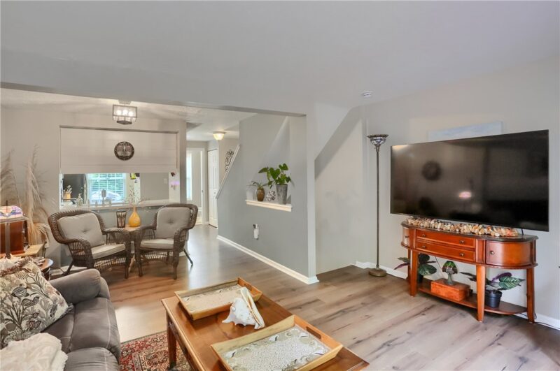 29 Meanor St — photo 5