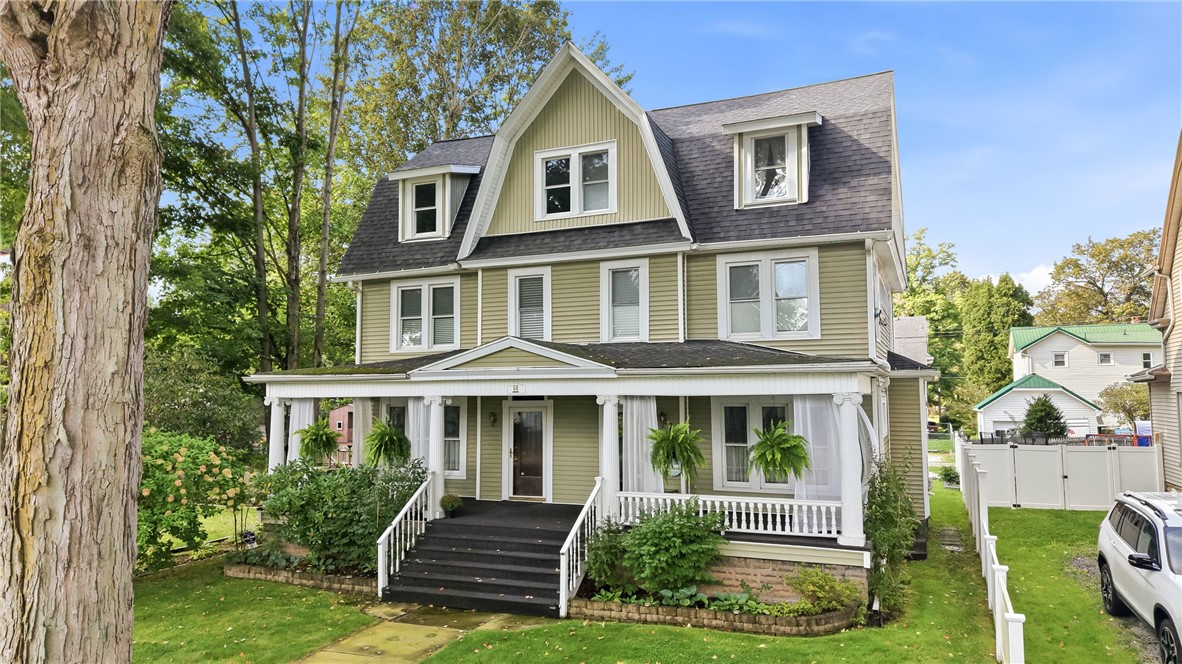60 Chambers Ave — photo 1