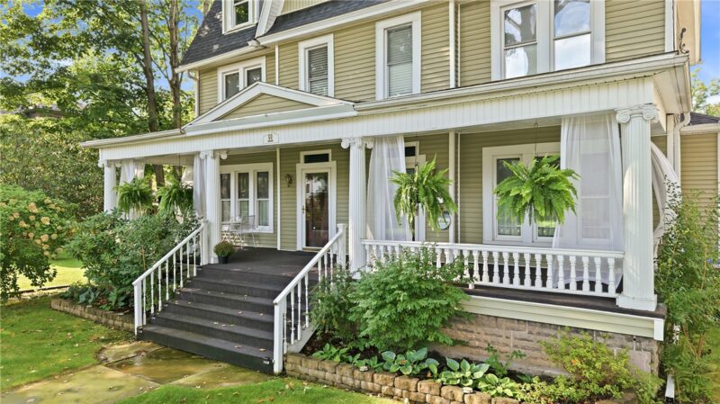 60 Chambers Ave — photo 2