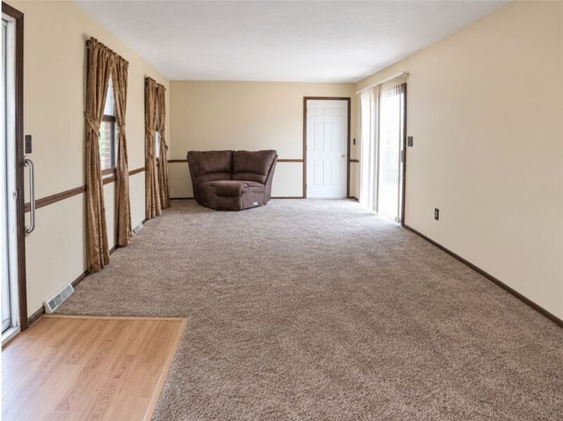 14 Park Dr — photo 3