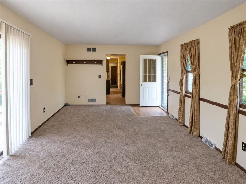 14 Park Dr — photo 4
