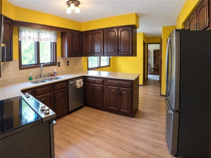 14 Park Dr — photo 5