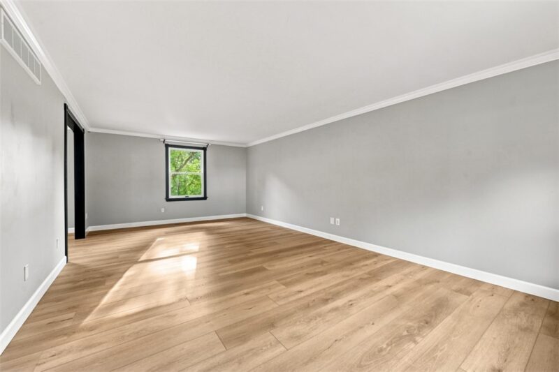112 Marshall Drive — photo 8