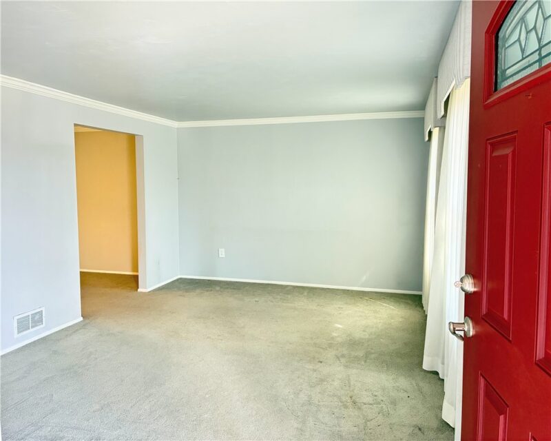 5176 Janie Dr — photo 2