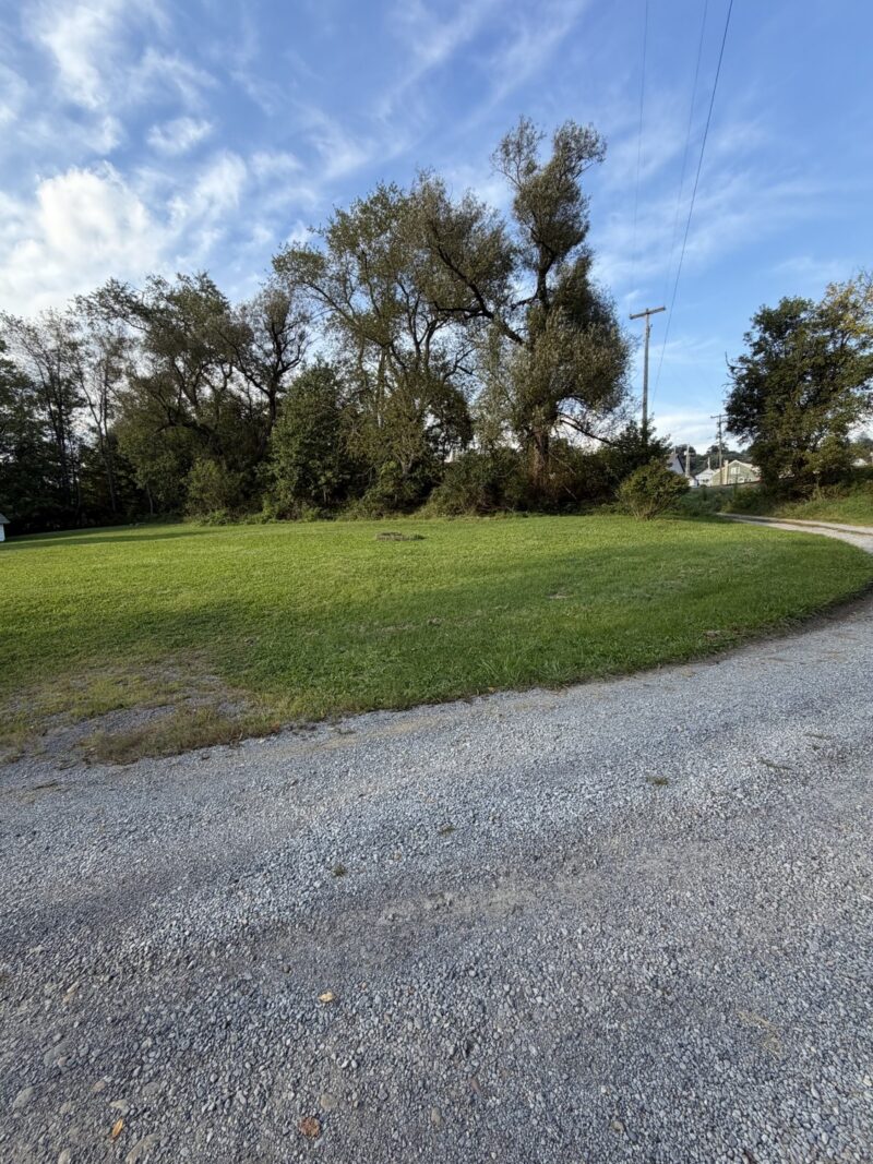 113 Railroad STREET — photo 3