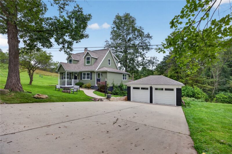 695 Pittsburgh Rochester Rd — photo 4