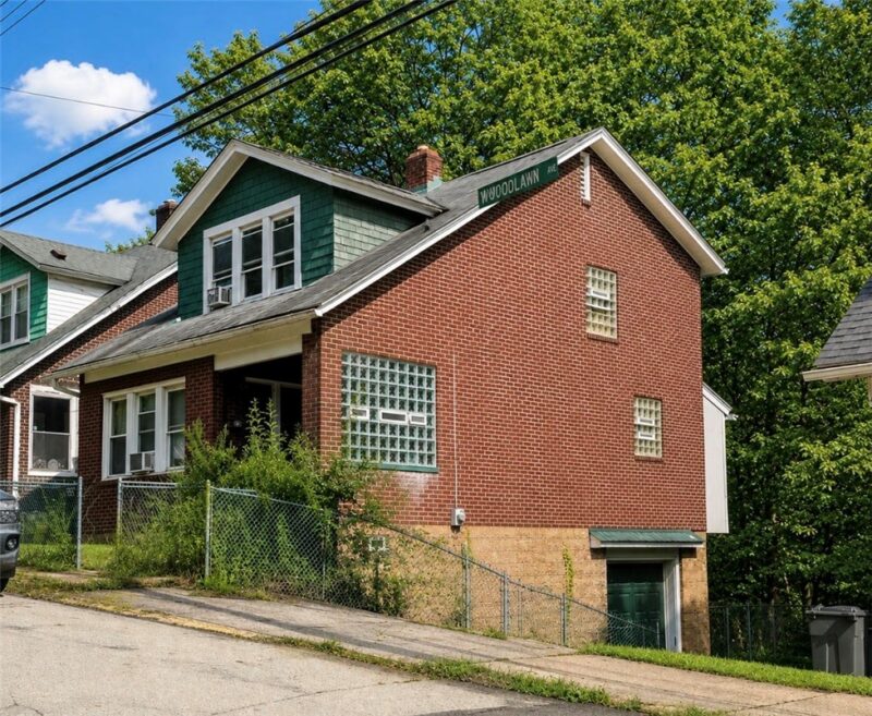 1348 Woodlawn Ave — photo 2