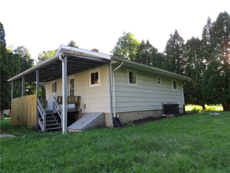 21 Maple Terrace — photo 4
