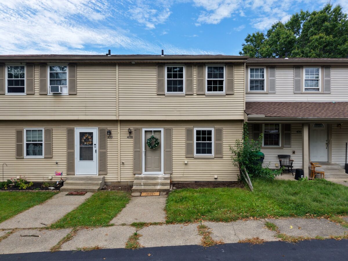 408 Parkwood DRIVE — photo 1