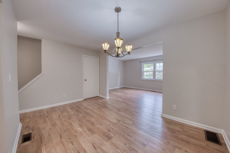 408 Parkwood DRIVE — photo 6