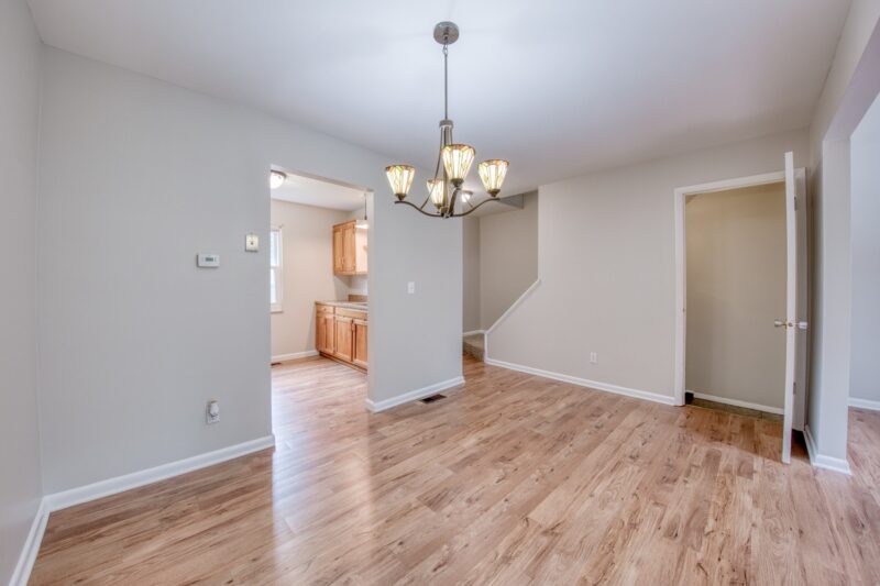 408 Parkwood DRIVE — photo 7