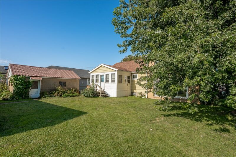 250 E Wiley St — photo 4