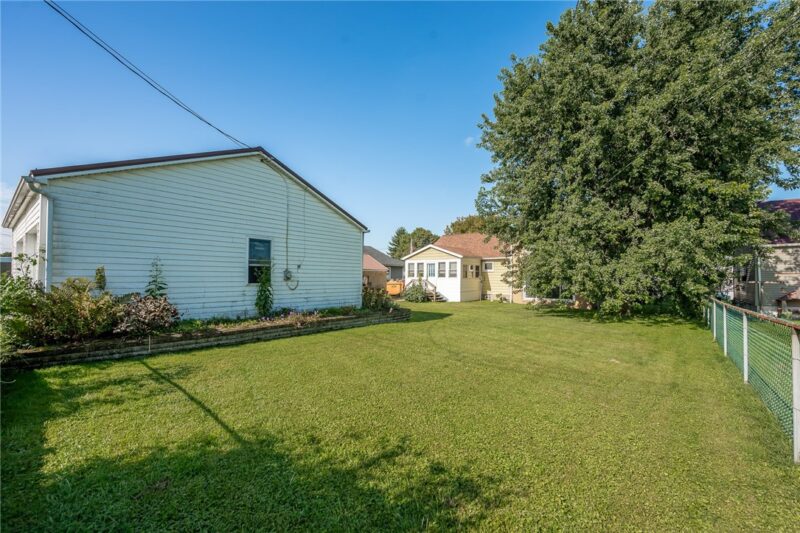 250 E Wiley St — photo 5