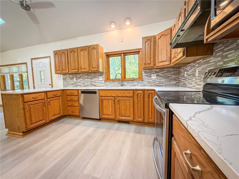 102 Rittswood Dr — photo 4