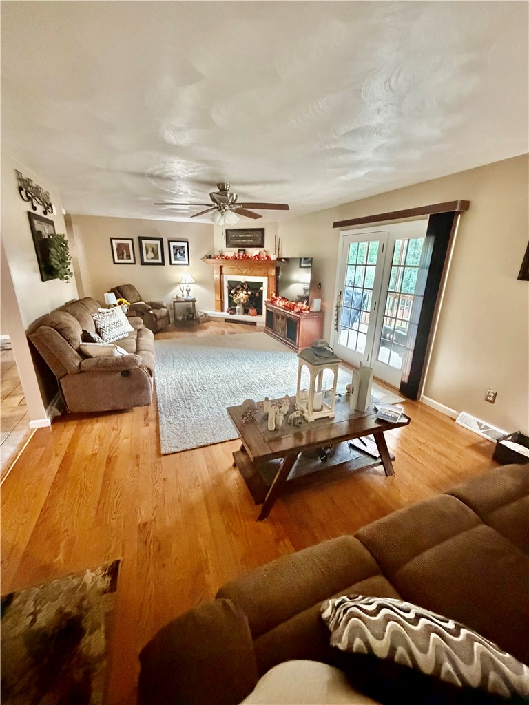 625 S Main St — photo 8