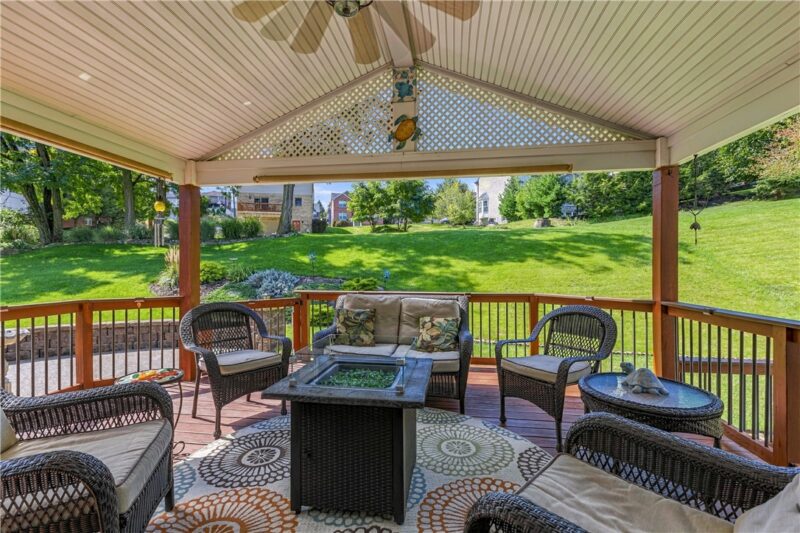 103 Oakbrook Cir — photo 3