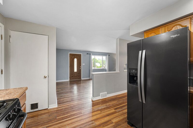 6715 Highland AVENUE — photo 8