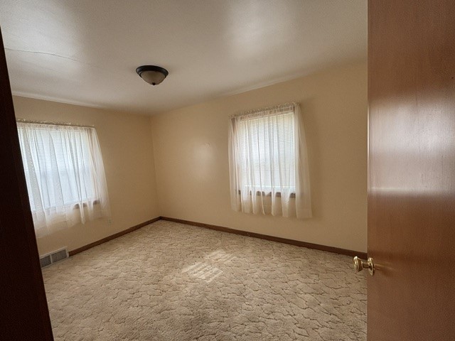 934 Warren Ave — photo 7