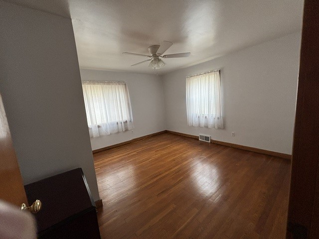 934 Warren Ave — photo 8