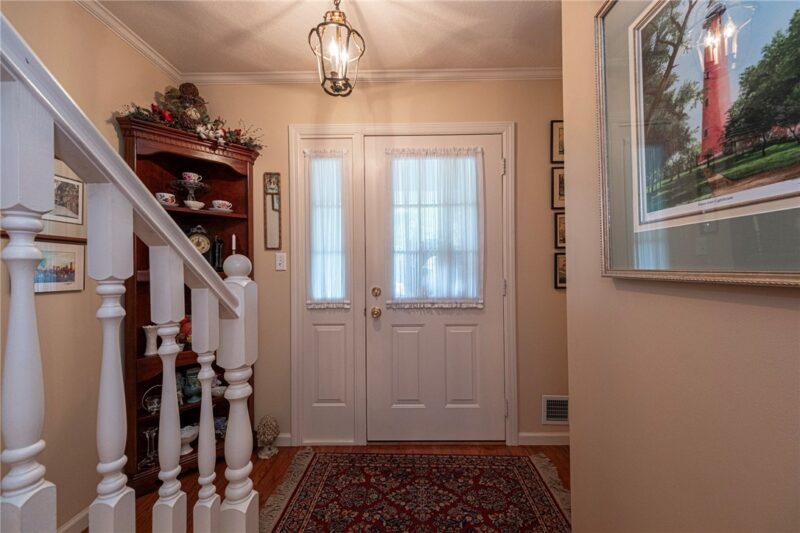 123 Windy Dr — photo 4