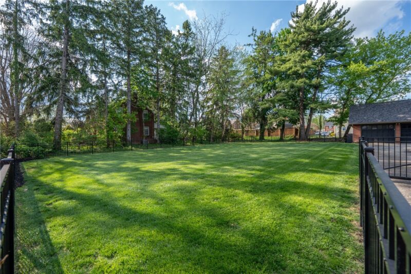 824 Walnut St — photo 5