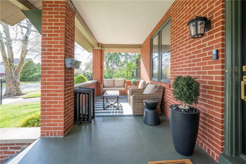 824 Walnut St — photo 6